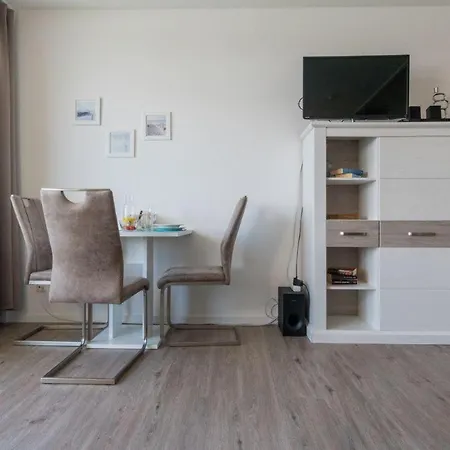 Apartment Haus-schoene-aussicht-wohnung-3-17-segelflieger