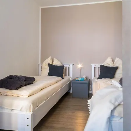 Haus-schoene-aussicht-wohnung-3-17-segelflieger