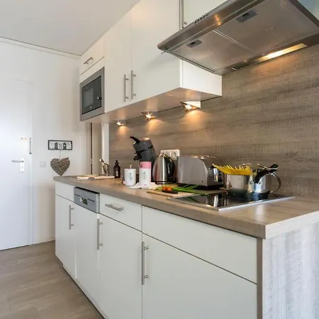 Haus-schoene-aussicht-wohnung-3-17-segelflieger Heiligenhafen